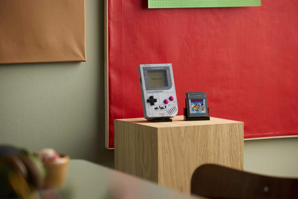 Celebrate a Gaming Icon with the LEGO® Game Boy™ Model Building Set